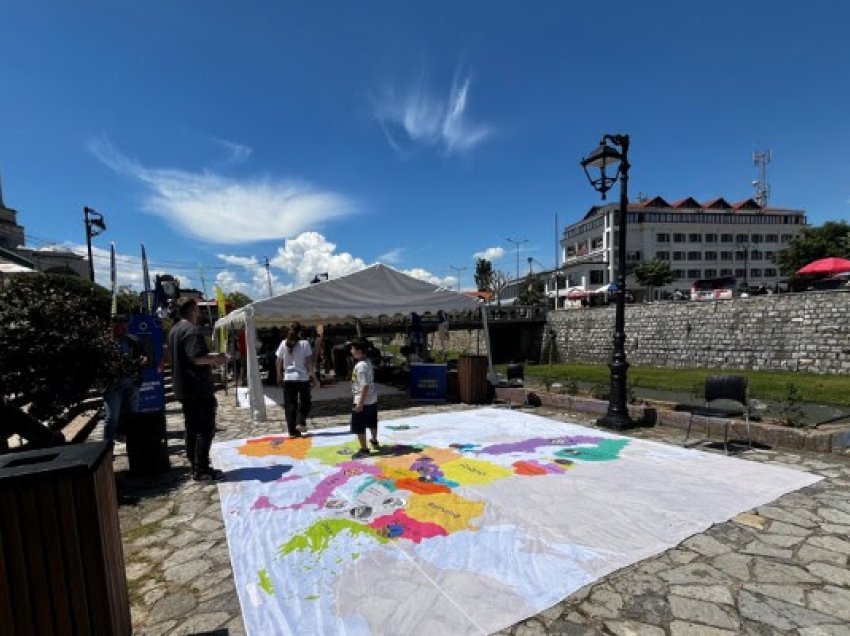 “Dita e Evropës” vazhdon edhe sot në Prizren, përcillet me aktivitete të ndryshme