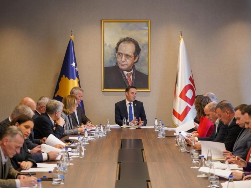 Bashkëpunëtorët e Presidentit Rugova të shqetësuar për gjendjen në LDK: Nëse do fitore në zgjedhje, le të ndjekë këta hapa