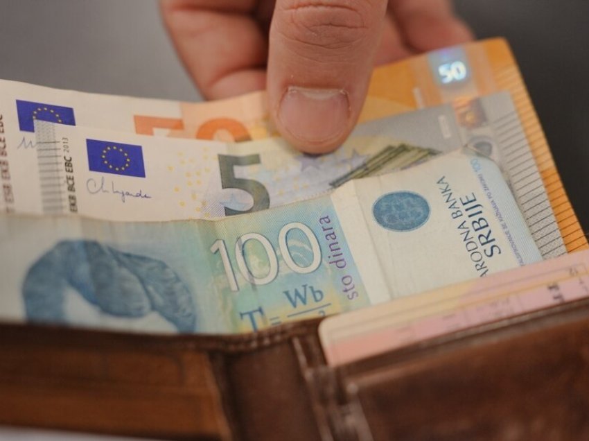 Qeveria njofton rreth takimit për dinarin, tregon ‘propozimin’ e Serbisë