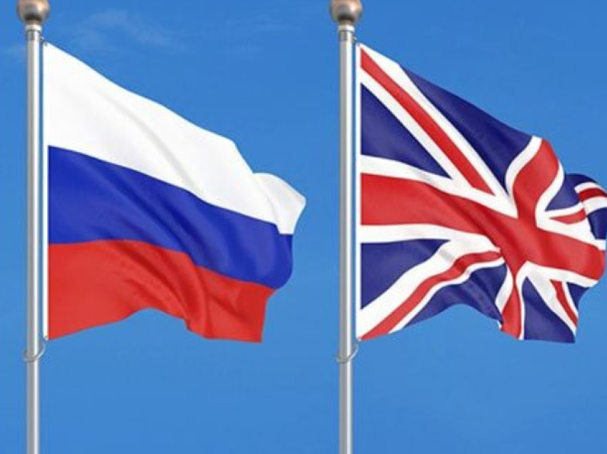 Rusia dëbon atasheun britanik të mbrojtjes: Masat hakmarrëse nuk përfundojnë këtu