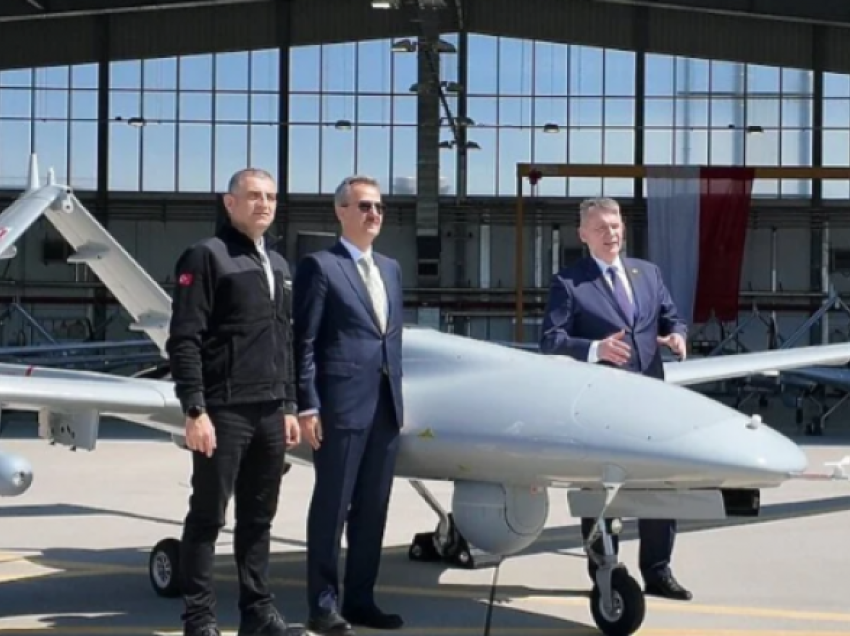 Polonia pasurohet me armatim të ri – Varshava blenë 24 dronë Bayraktar