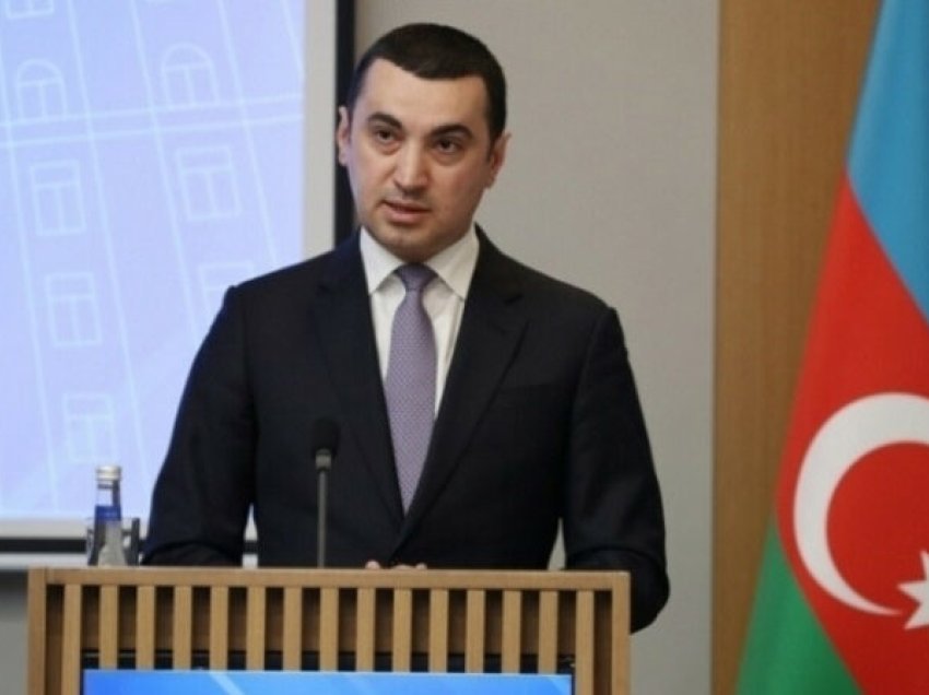 Azerbajxhani kërkon që Franca të kërkojë falje që e quajti atë “një diktaturë”