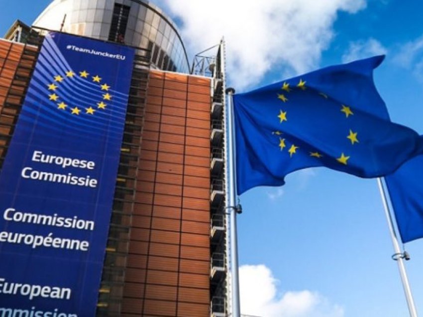Komisioni Evropian fton Shkupin dhe Athinën t’i përmbahen marrëveshjes për ndryshimin e emrit