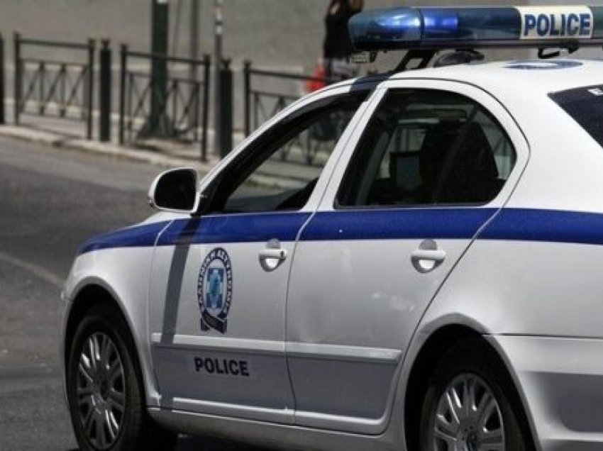 Tentoi të abuzonte me një 53-vjeçare, arrestohet shqiptari në Greqi