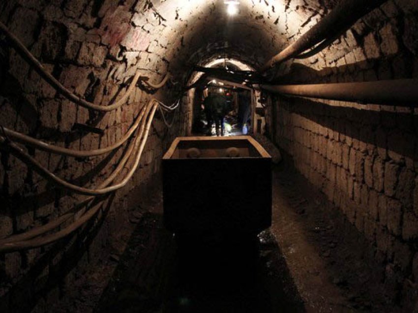 Vdekja e minatorit në galeritë e kromit në Bulqizë, disa të arrestuar/ Detajet