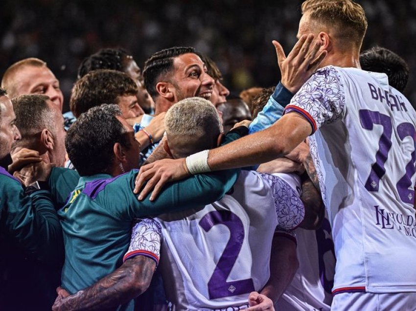 Fiorentina mposht Cagliarin në “frymën e fundit”