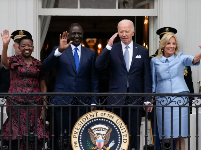 Presidenti Biden thellon marrëdhëniet e sigurisë me Kenian