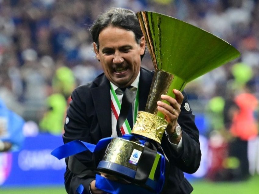 Simone Inzaghi fiton çmimin “Trajneri më i mirë” i sezonit në Serie A
