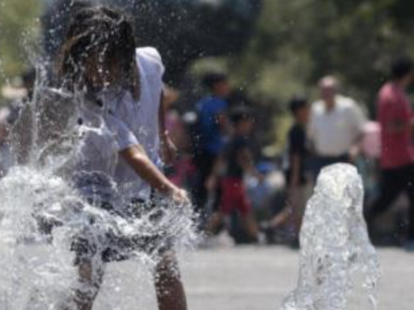 Dhjetëra të vdekur nga i nxehti ekstrem në Meksikë