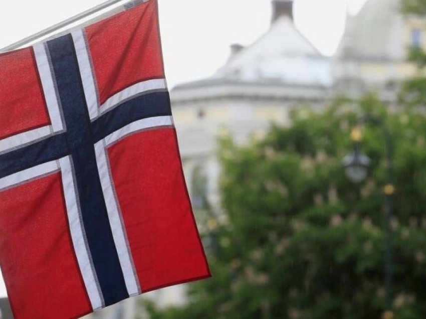 Norvegjia prezanton kufizime shtesë për qytetarët rusë