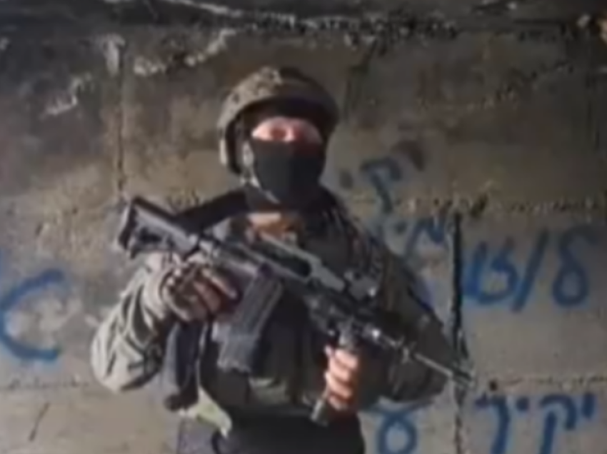 Djali i Netanyahut publikon videon ku shihet një ushtar izraelit që kërcënon për kryengritje, reagon ushtria e Izraelit