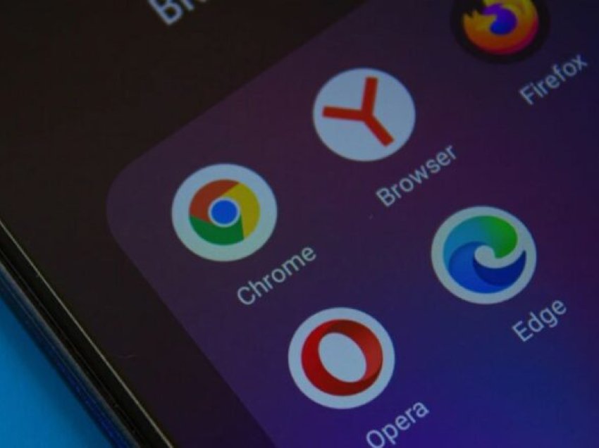 Ju ka lodhur Google Chrome, ja si mund ta ndryshoni atë në telefonin tuaj