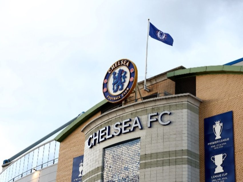 Chelsea përfundon në Conference League, klubi hedh në shitje bileta të kategorive D, E, F dhe G