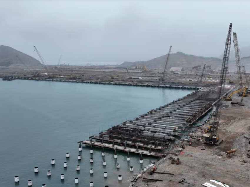 Kina ndërton portin premtues në Peru; Por me çfarë çmimi?