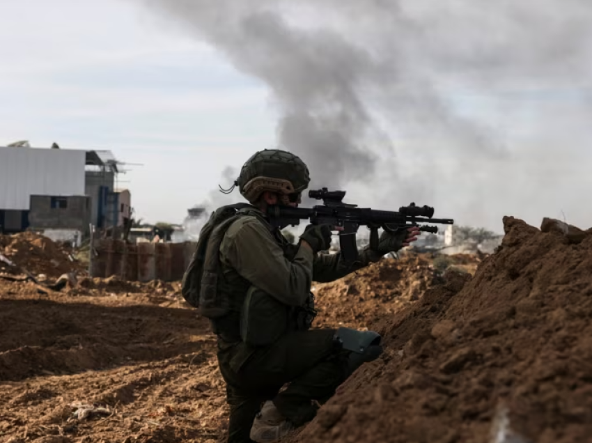 Izraeli thotë se ka marrë nën kontroll një zonë kyçe të kufirit të Gazës me Egjiptin