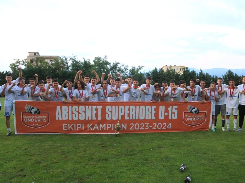 Tirana U-15 shpallet ekipi kampion i “Abissnet Superiore”