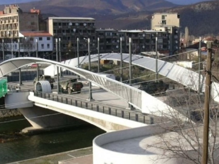 ​Hapja e urës në Mitrovicë, BE kërkon përmbajtje nga veprimet provokuese