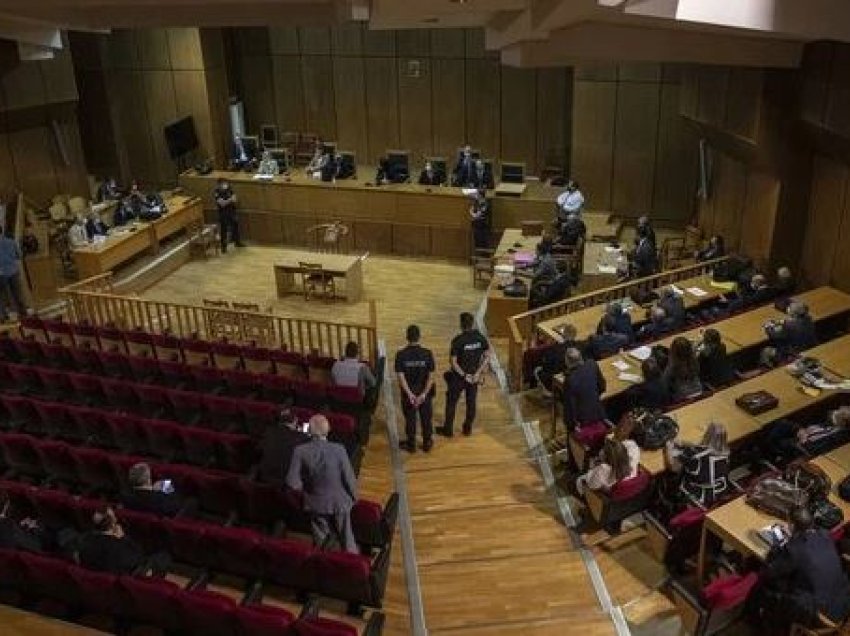 Shqiptarja nuk mund të dëshmonte për shkak të gjendjes së rëndë, gjykata athinase e lë të dyshuarin të lirë