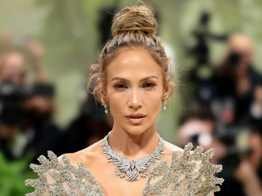 Veprim i papritur! Jennifer Lopez anulon turneun e verës